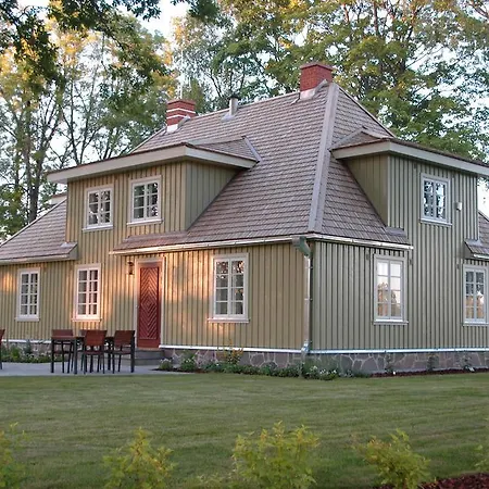 Holiday home Joosti Puhkemaja *