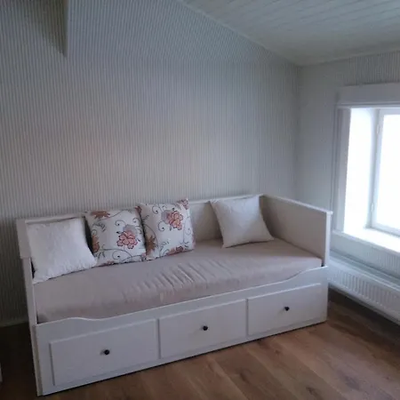 Holiday home Joosti Puhkemaja Toutsi